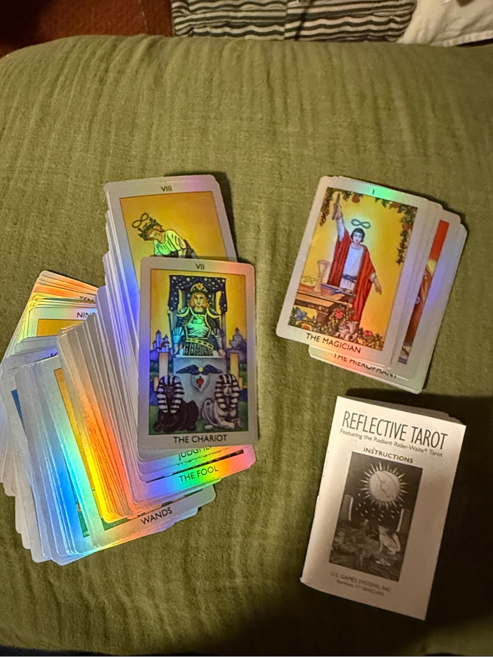 Reflective Tarot – Radiant Rider-Waite Holographic Deck – Complete 78 Cards